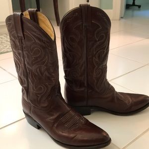 Men’s cowboy boots